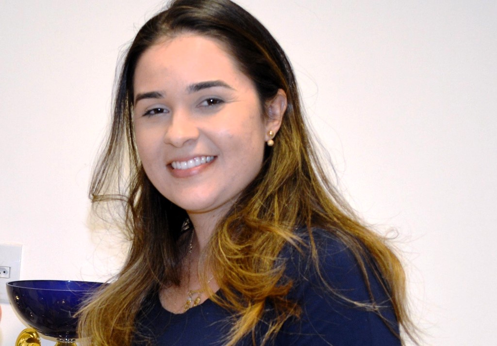 PREFEITO HÉLIO NOMEIA LARISA MAYARA COMO NOVA SECRETÁRIA DE ASSISTÊNCIA SOCIAL