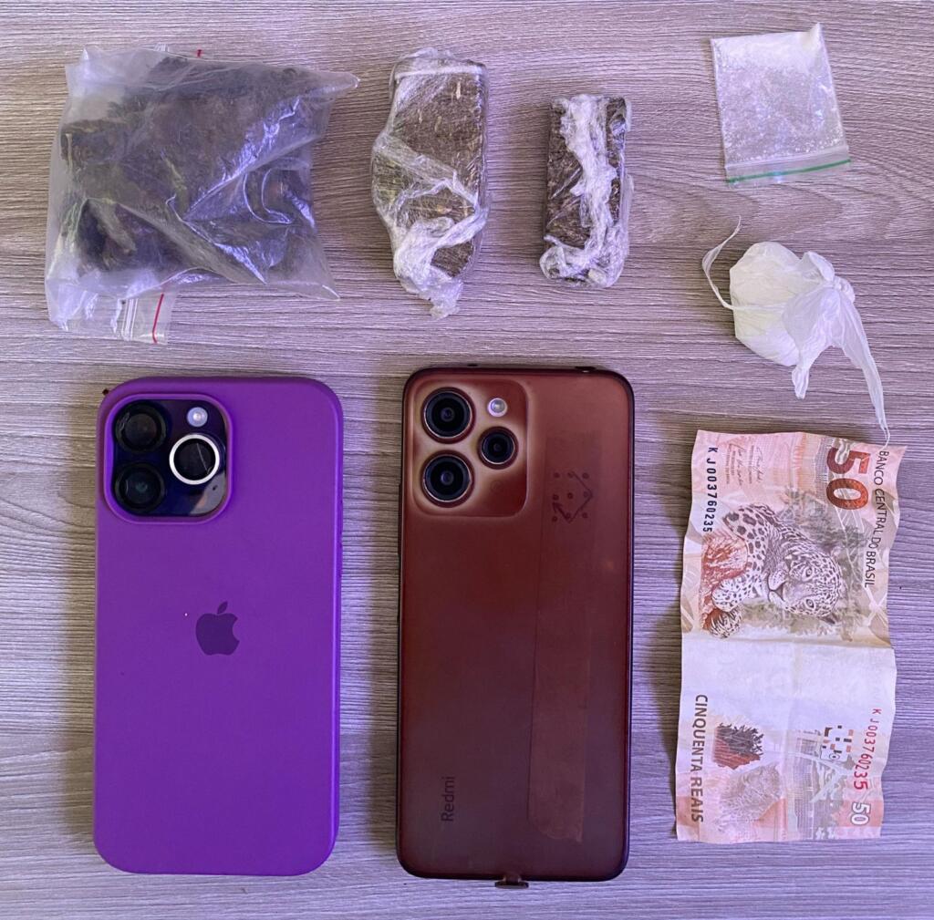 POLÍCIA MILITAR PRENDE HOMEM POR TRÁFICO DE DROGAS NO CENTRO DA CIDADE EM GUAMARÉ