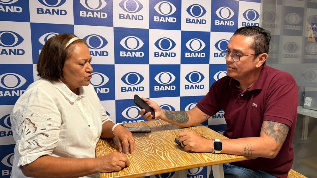 Macau: Governadora Fátima Bezerra concede entrevista exclusiva ao jornalista Max Almeida no programa Café com Notícias