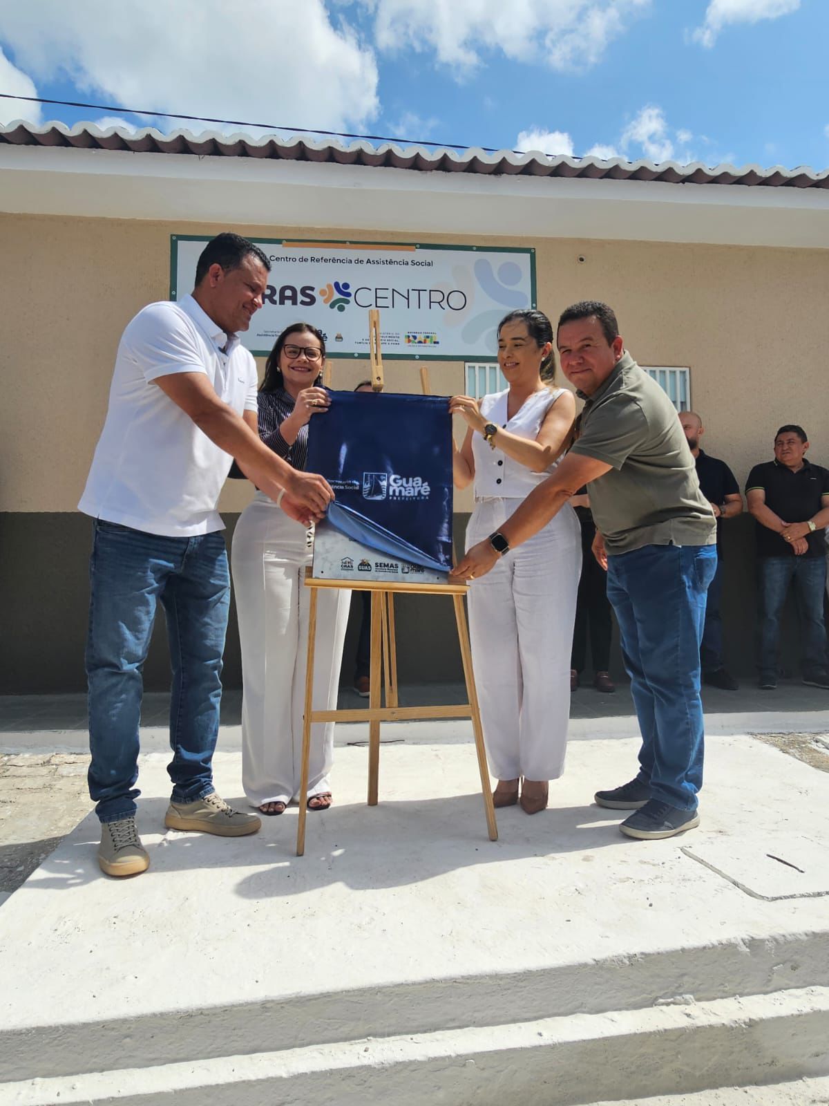 VAMOS CONTINUAR FAZENDO O BEM AO POVO DE GUAMARÉ