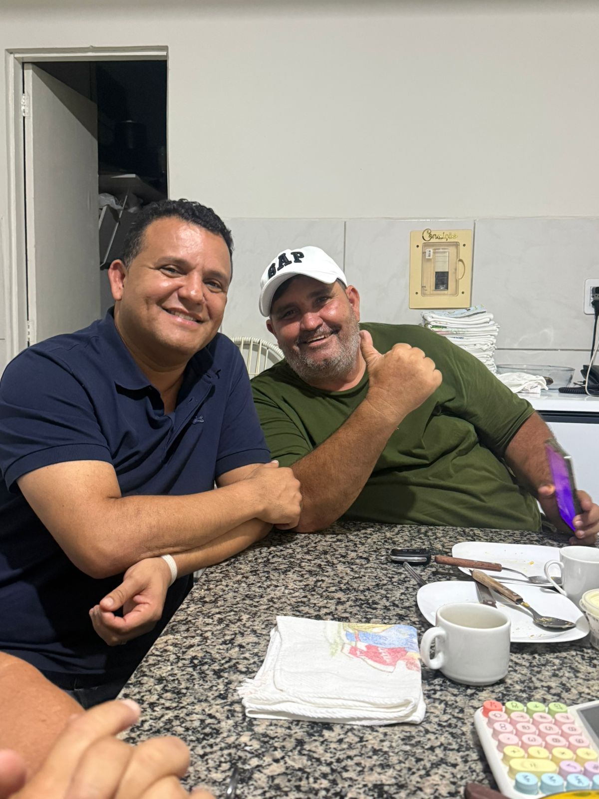 Prefeito bom é prefeito presente, prefeito bom é prefeito humilde